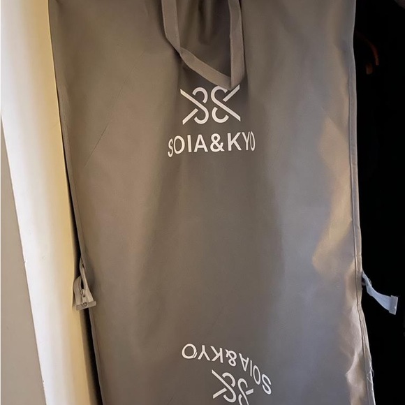 Navy blue faux fur coat SOIA & KYO - Picture 2 of 3